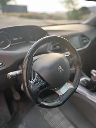 Peugeot 308 2017