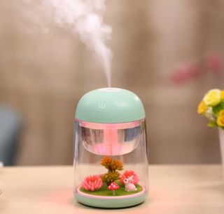 Humidificador luz Urban Outfitters