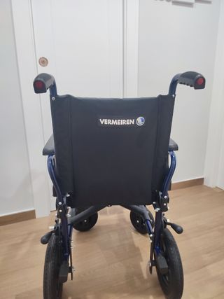 Silla ruedas Vermeiren D200 plegable