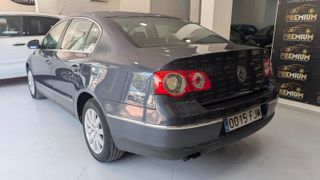 12 MESES DE GARANTIA- Volkswagen Passat 2007