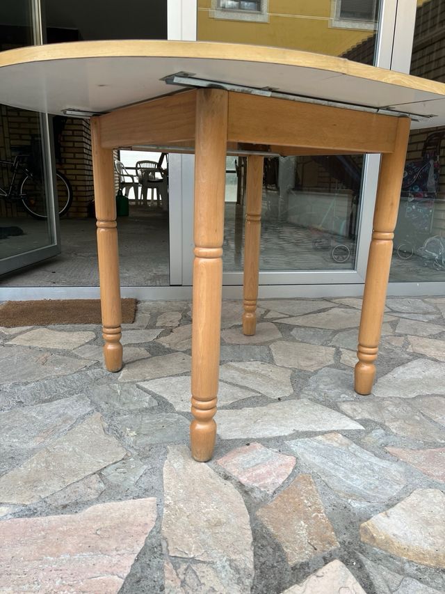 Mesa redonda extensible madera