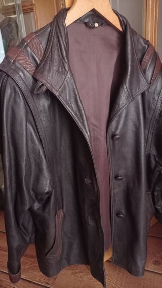 Chaqueta de piel auténtica, marrón.
