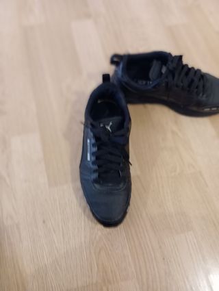 Zapatillas Puma azules y verdes