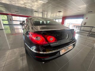Volkswagen Passat CC 2.0TDI 140CV