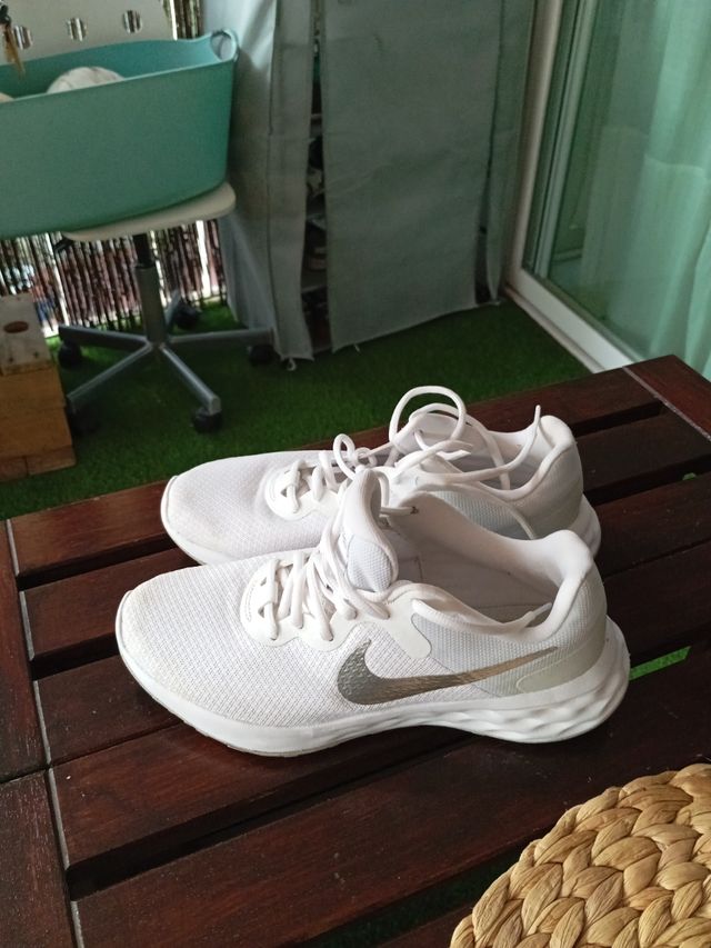 Zapatillas Nike running blancas