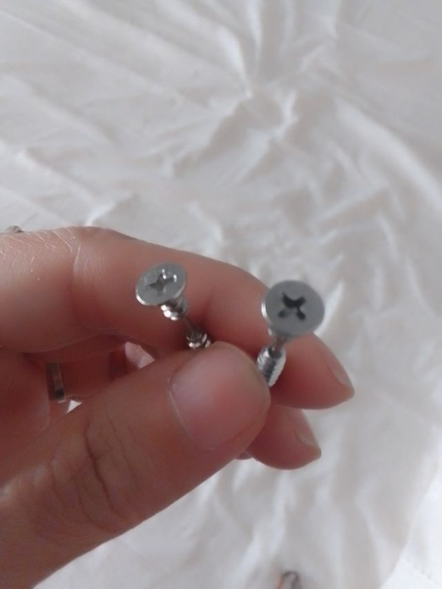 Pendientes tornillo plateado