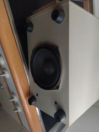 Subwoofer Airis graves Altavoces para cine/música