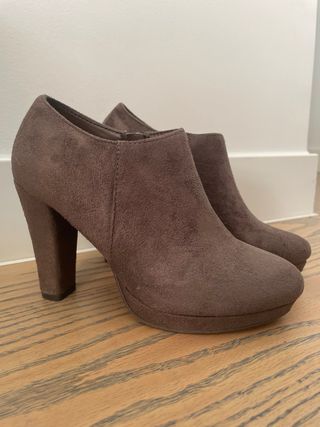 Botines marrón -talla 35