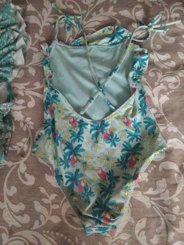 Bañadores niña (6-7 años)
