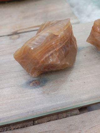 2 Rocas calcita: ámbar & miel