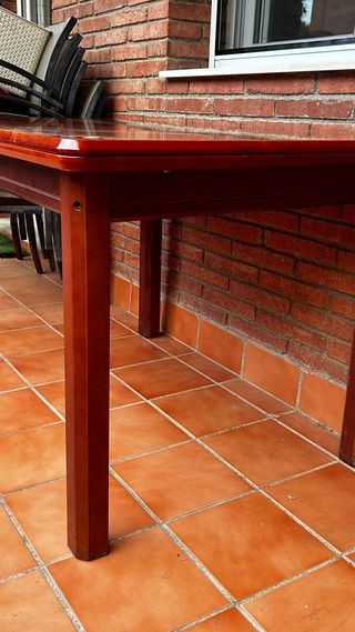 Mesa comedor madera-extensible con juego 4 sillas