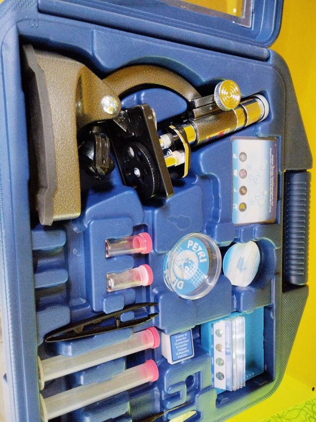 Microscopio Infantil Xplo 73 piezas