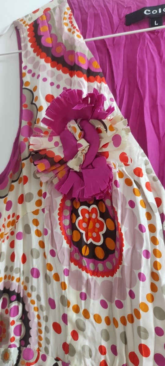 Vestido midi satinado estampado