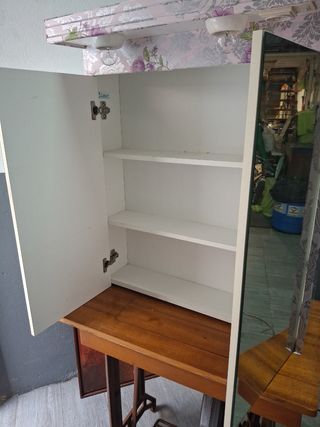 Mueble baño con luz - Rosa y blanco