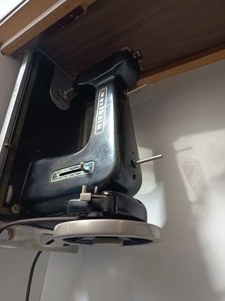 Máquina coser Wertheim antigua