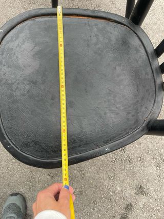 6 sillas vintage negras de madera