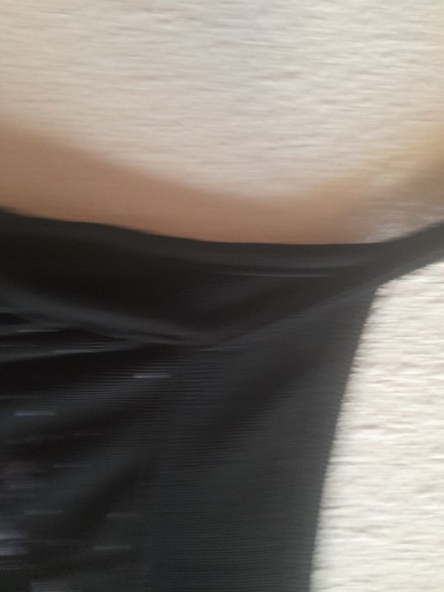 Vestido mini negro con flores