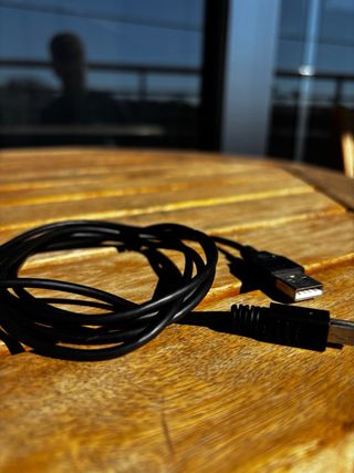 Canon EOS 1200D + Objetivo 75-300mm + Mochila.