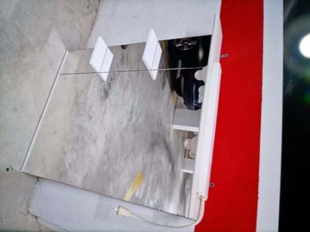 Espejo baño con repisas blanco