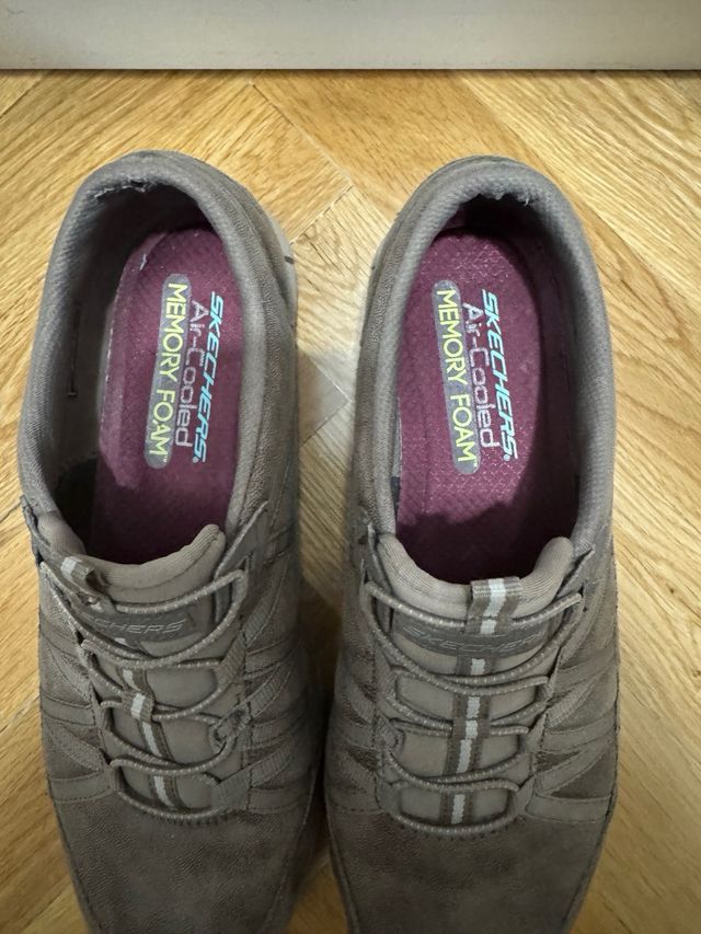 Zapatillas Skechers marrón - talla 39