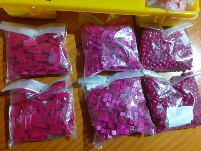 Conti colorati per bijouterie