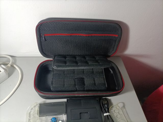 Estuche Nintendo Switch - 16 en 1