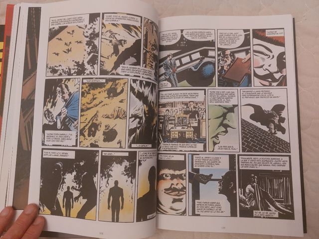 Lote 3 Absolute de Alan Moore Planeta. Comic