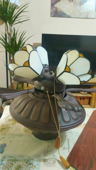 Ventilador techo con lámpara - marrón