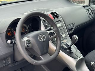 Toyota Auris 1.4 D-4D ACTIVE  !AUTOMATICO!