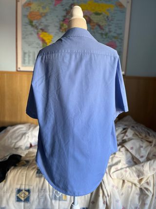 Camisa azul manga corta