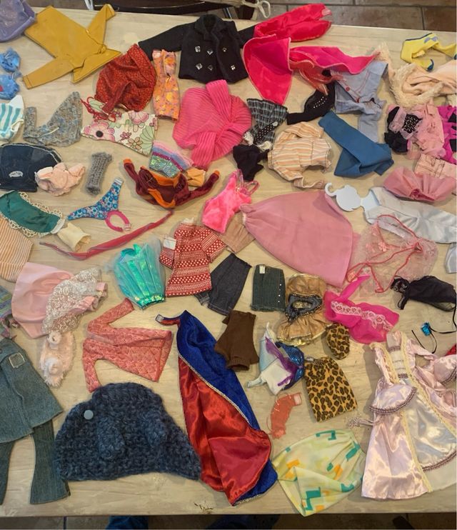 Scarpe bambole Bratz - monster-barbie