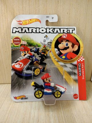 Hot Wheels Mario Kart & Super Mario Bros. Movie
