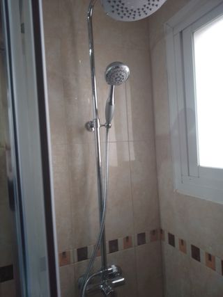 ALBAÑIL, PINTOR, ELECTRICISTA, FONTANERO EXPERTO.