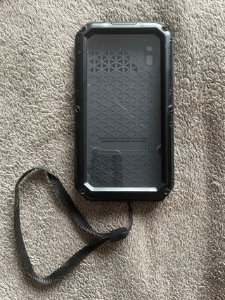 Funda iPhone XR Beasy - Impermeable