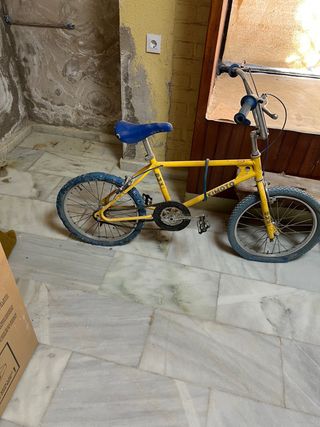 Bicicleta BMX Akimoto antigua