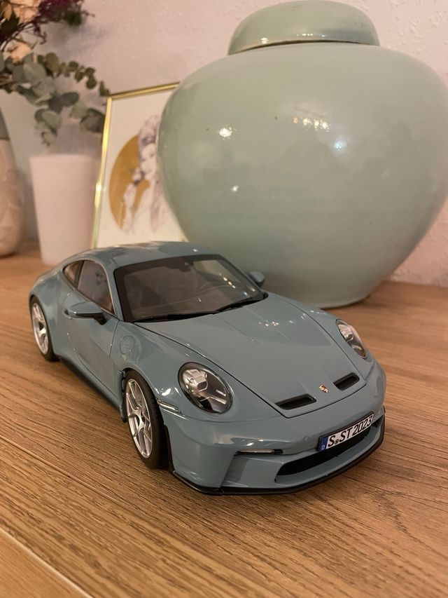 Porsche 911 S/T Norev 1:18