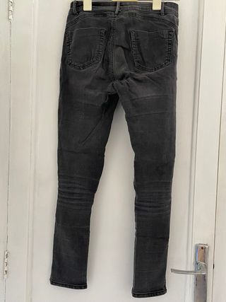 Pantalones negros skinny
