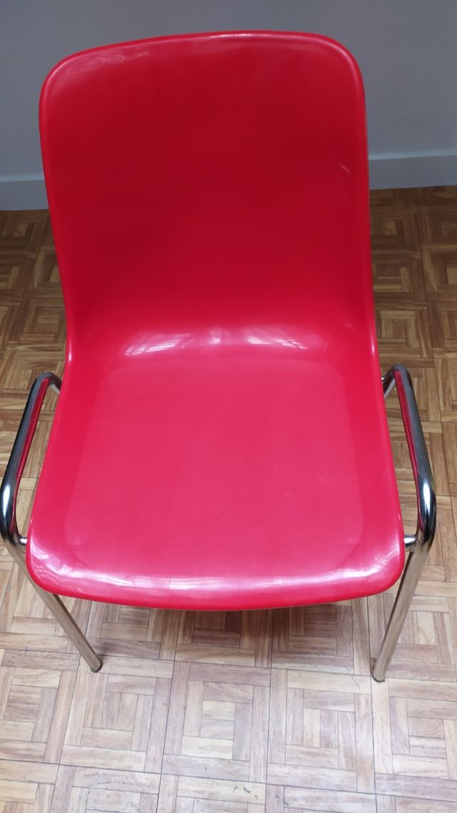 Sillas rojas vintage