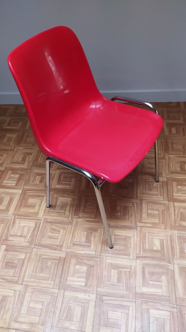 Sillas rojas vintage