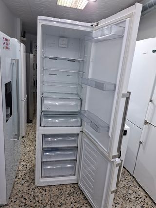 Pack frigorífico-lavadora Grundig blanco