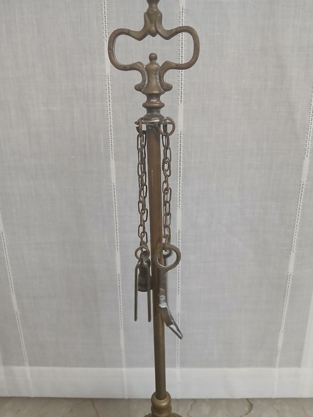 Lampada ad olio antica, Fiorentino.