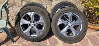 Neumáticos mustang mach e  nuevos 225 60 18