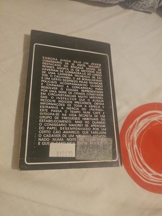 Maigret e o Cão Amarelo de Georges Simenon