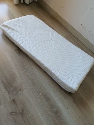 Colchón cuna-parque infantil plegable 95x95x5 cm