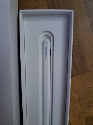 Lápiz digital ESSAGER y faber castell 9000