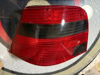 Pilotos traseros Golf Mk4 Smoke