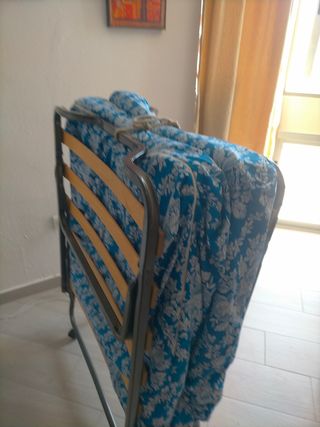 Cama plegable auxiliar - Azul y blanca