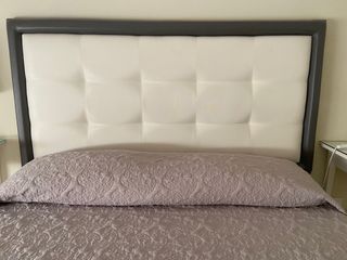 Cabecero cama piel sintética blanco-gris