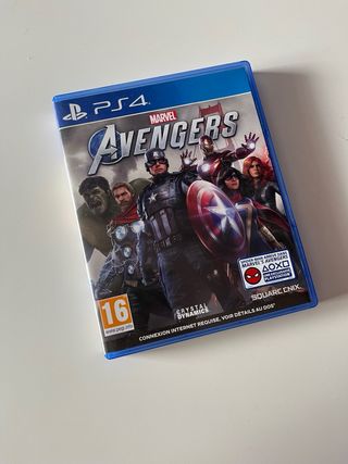 PS4 (PlayStation 4) + 2 mandos + 4 juegos