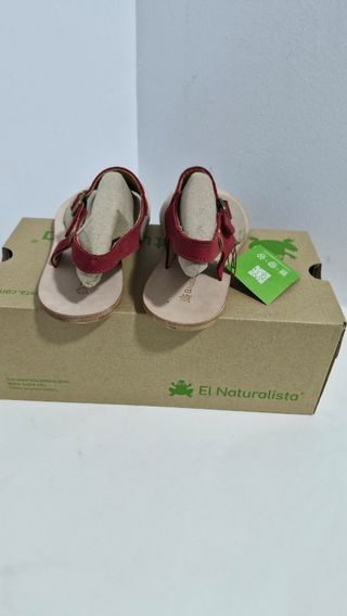 Sandalias rojas El Naturalista